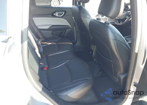 2023 Jeep Compass Limited 4X4 из США, поврежденный, VIN 3C4NJDCN4PT542748